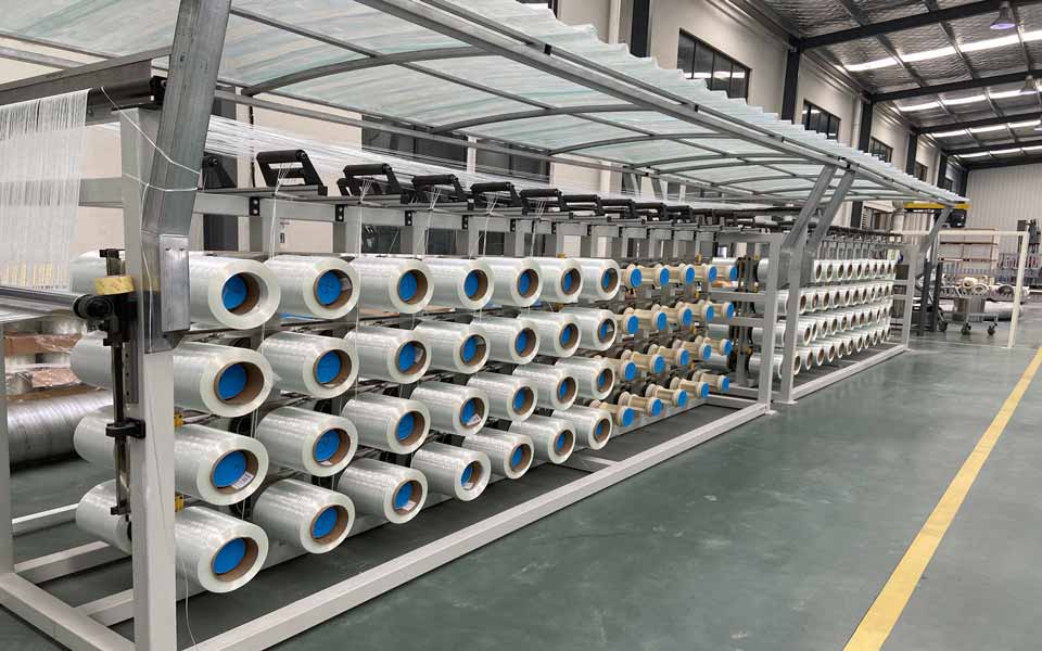 什麽(me)是連續纖(xiān)維增強熱(rè)塑性複合(he)材料（CFRTP），優勢(shi)是什麽(圖(tu)1)