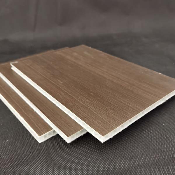 使用cfrt纖(xian)維增強複合(he)材料的優勢(shi)：具有高強度(du)和抗疲勞性(xing)